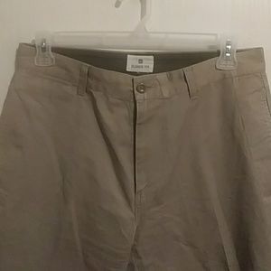 Gap 33/30 khaki pants